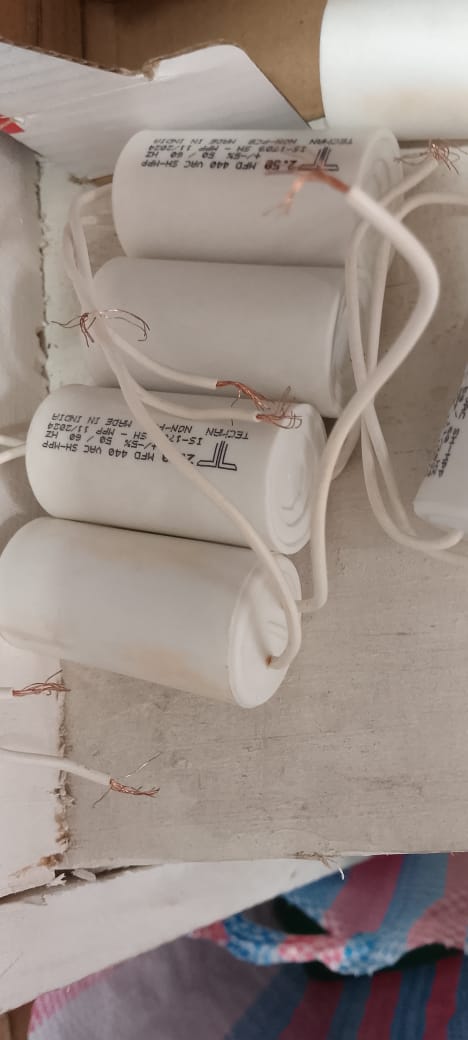 Capacitors fan capacitor